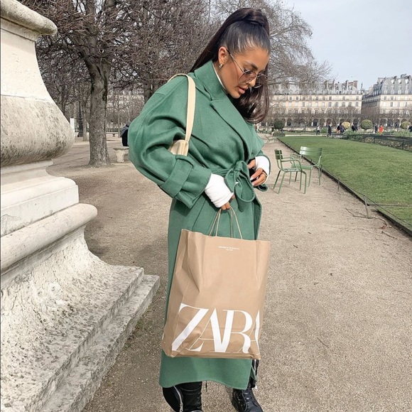 Last🔥Zara voluminous sleeve coat bloggers favor… - Picture 9 of 16